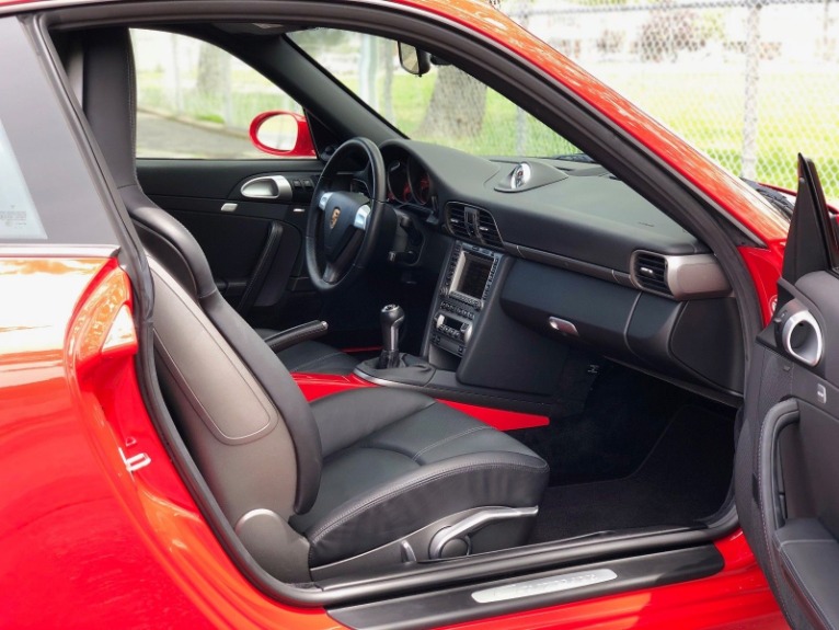 Used-2005-Porsche-911-Carrera