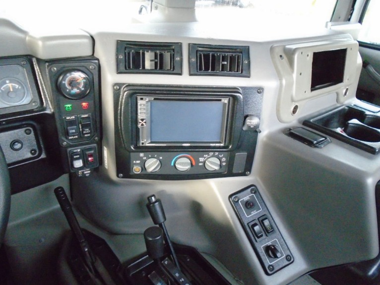 Used-2003-HUMMER-H1-Wagon