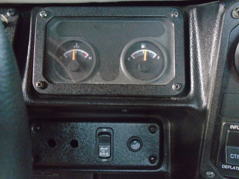 Used-2003-HUMMER-H1-Wagon