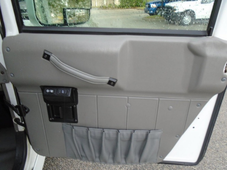 Used-2003-HUMMER-H1-Wagon