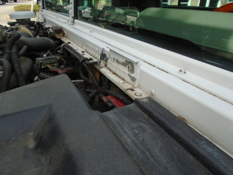 Used-2003-HUMMER-H1-Wagon