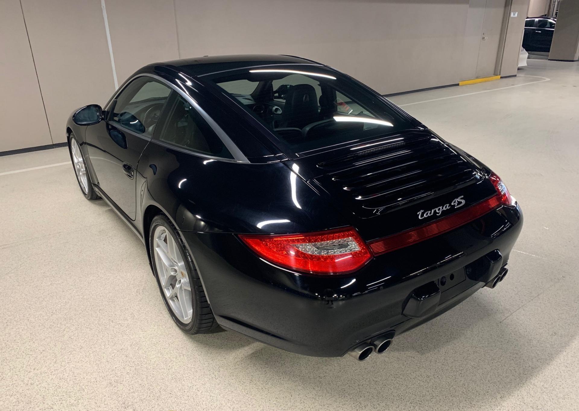Used-2010-Porsche-911-Targa-4S