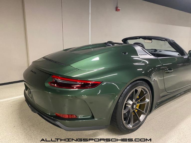 Used-2019-Porsche-911-Speedster