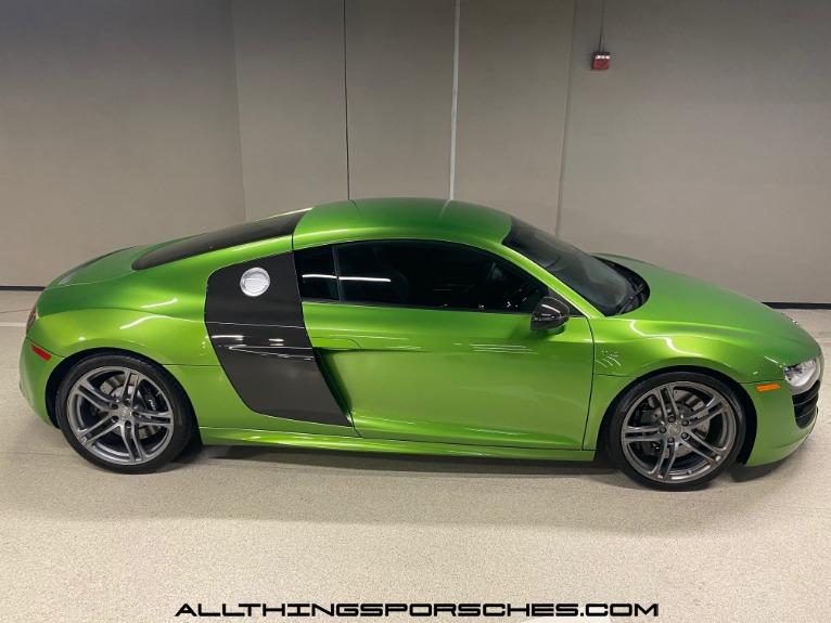 Used-2012-Audi-R8-V10-Coupe