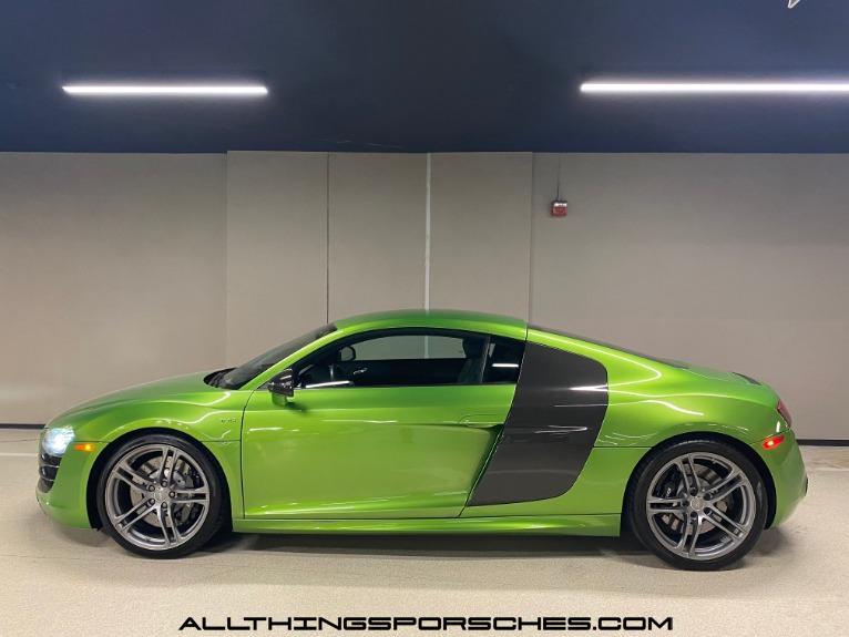 Used-2012-Audi-R8-V10-Coupe