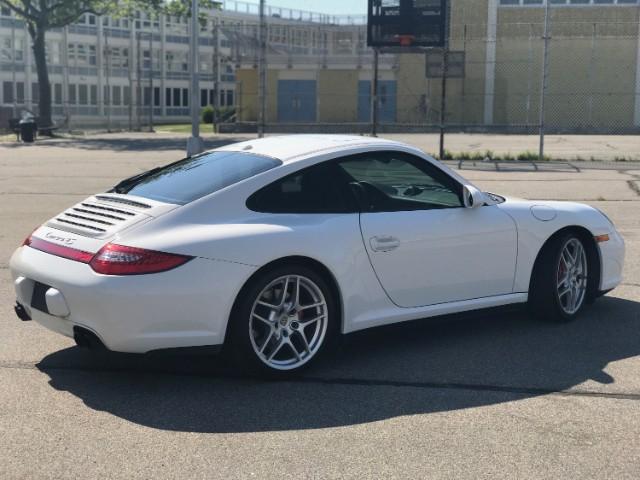 Used-2009-Porsche-911-Carrera-4S-Coupe