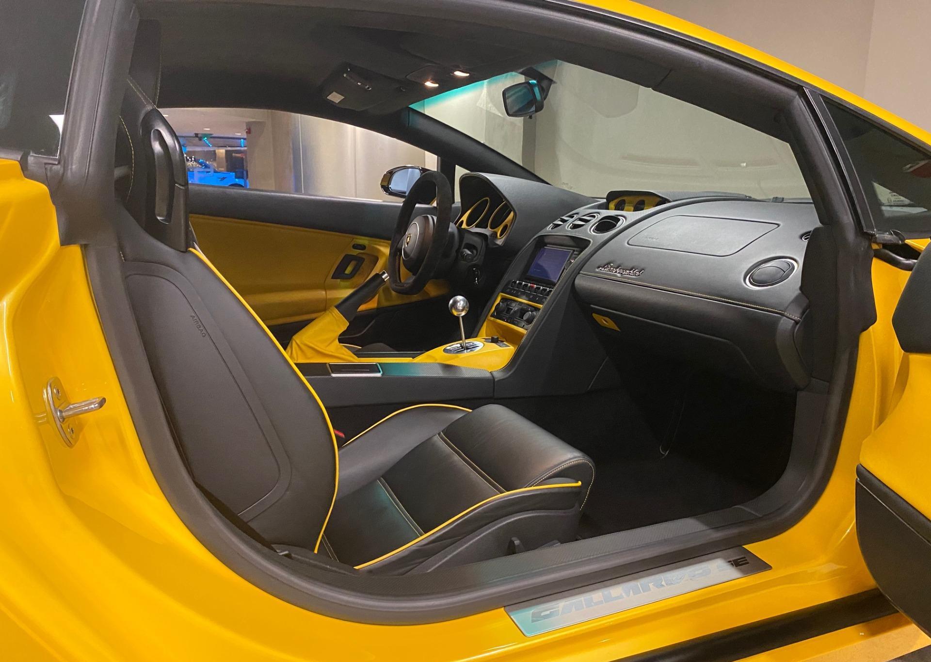 Used-2006-Lamborghini-Gallardo-SE