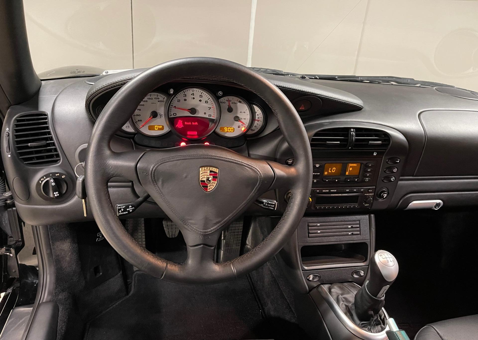 Used-2003-Porsche-911-Turbo