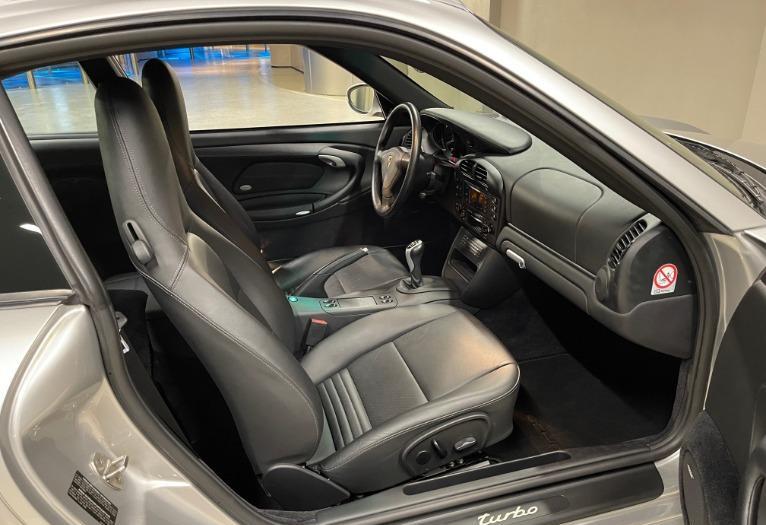 Used-2003-Porsche-911-Turbo