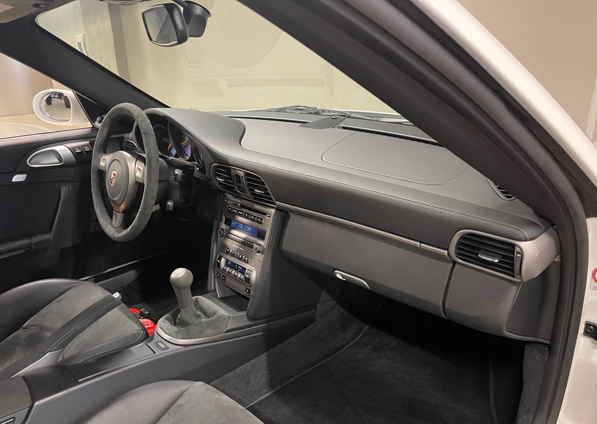 Used-2008-Porsche-911-GT3
