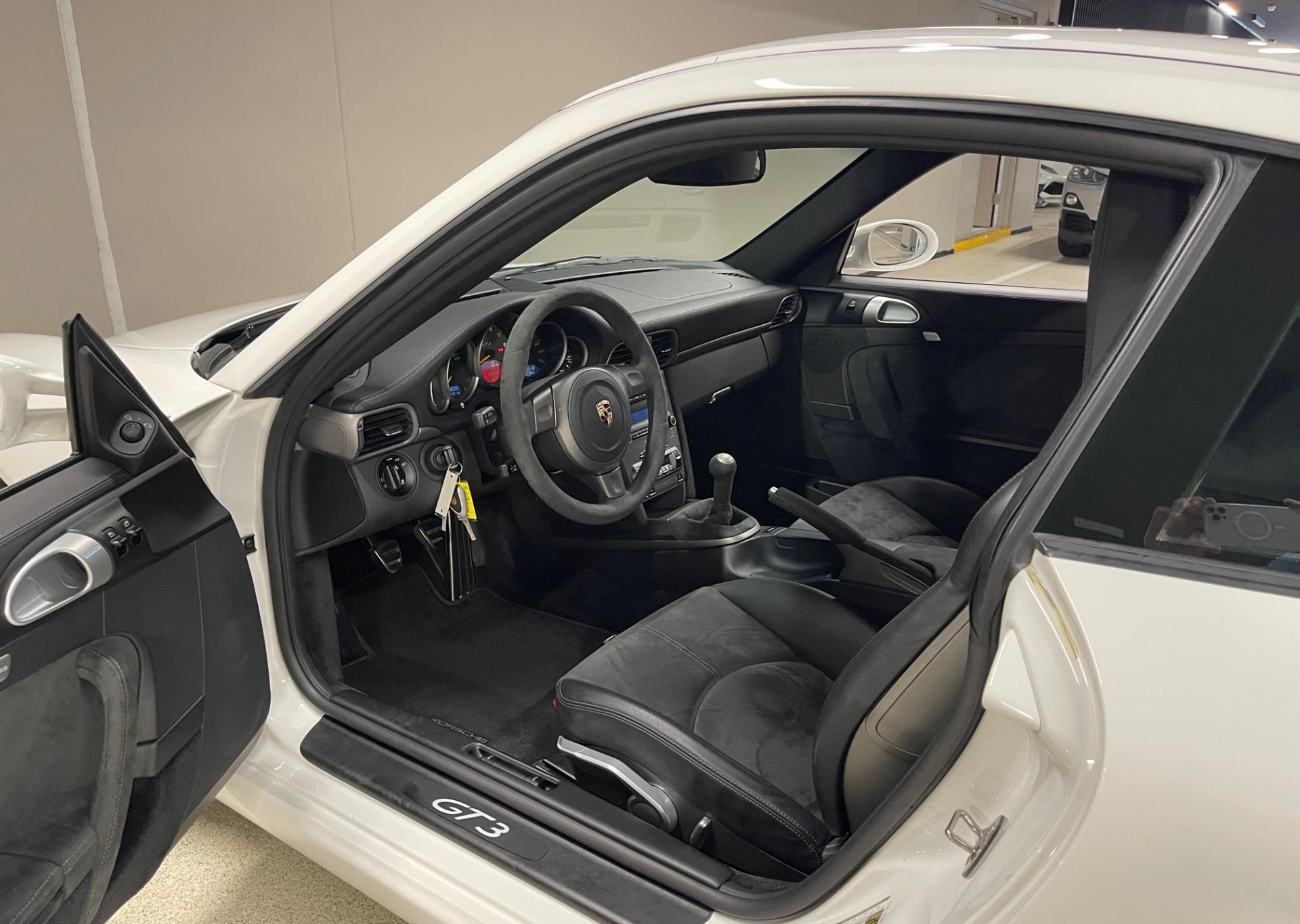 Used-2008-Porsche-911-GT3