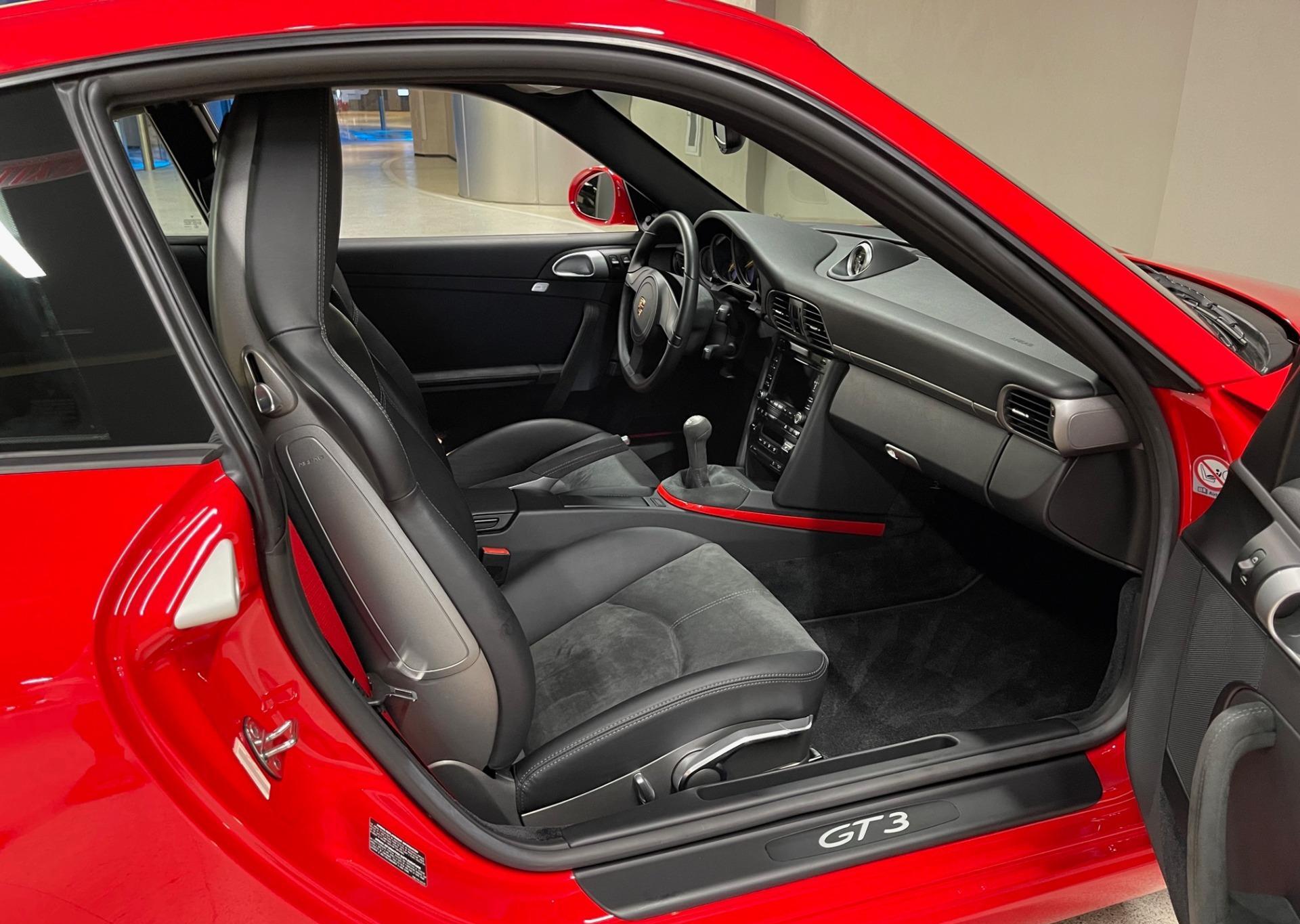 Used-2011-Porsche-911-GT3