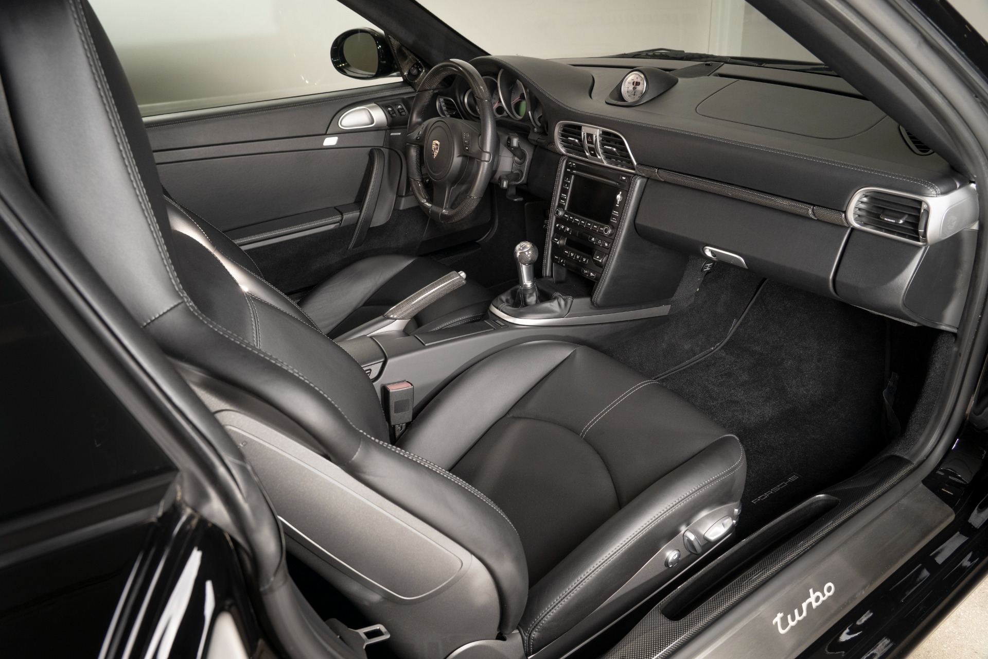 Used-2012-Porsche-911-Turbo