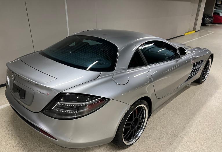 Used-2007-Mercedes-Benz-SLR-722