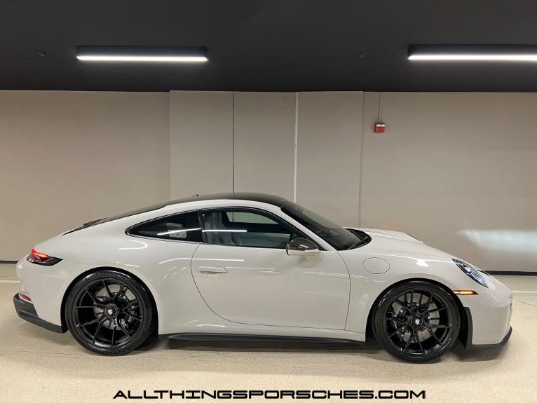 Used-2022-Porsche-911-GT3