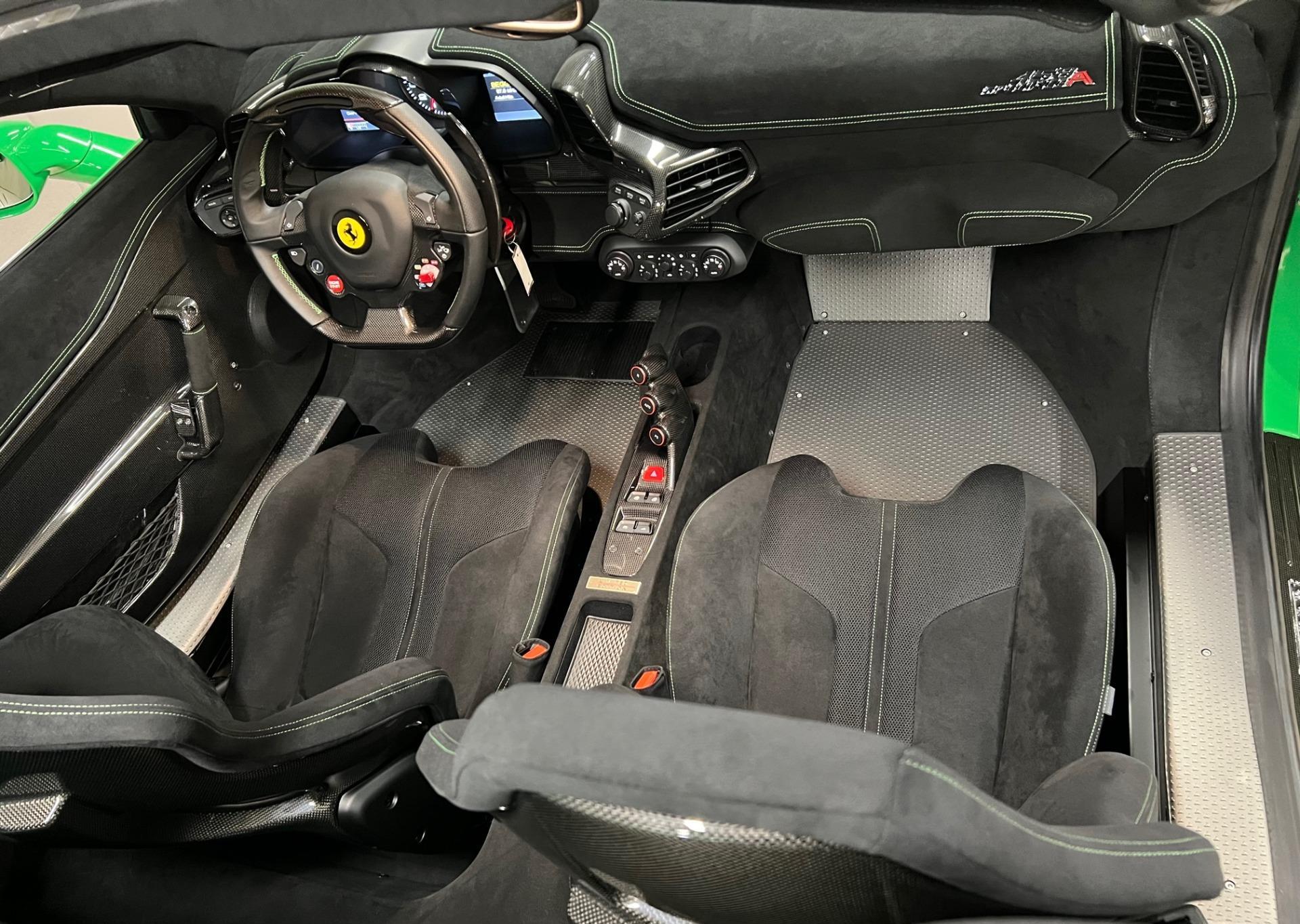 Used-2015-Ferrari-458-Speciale-Aperta