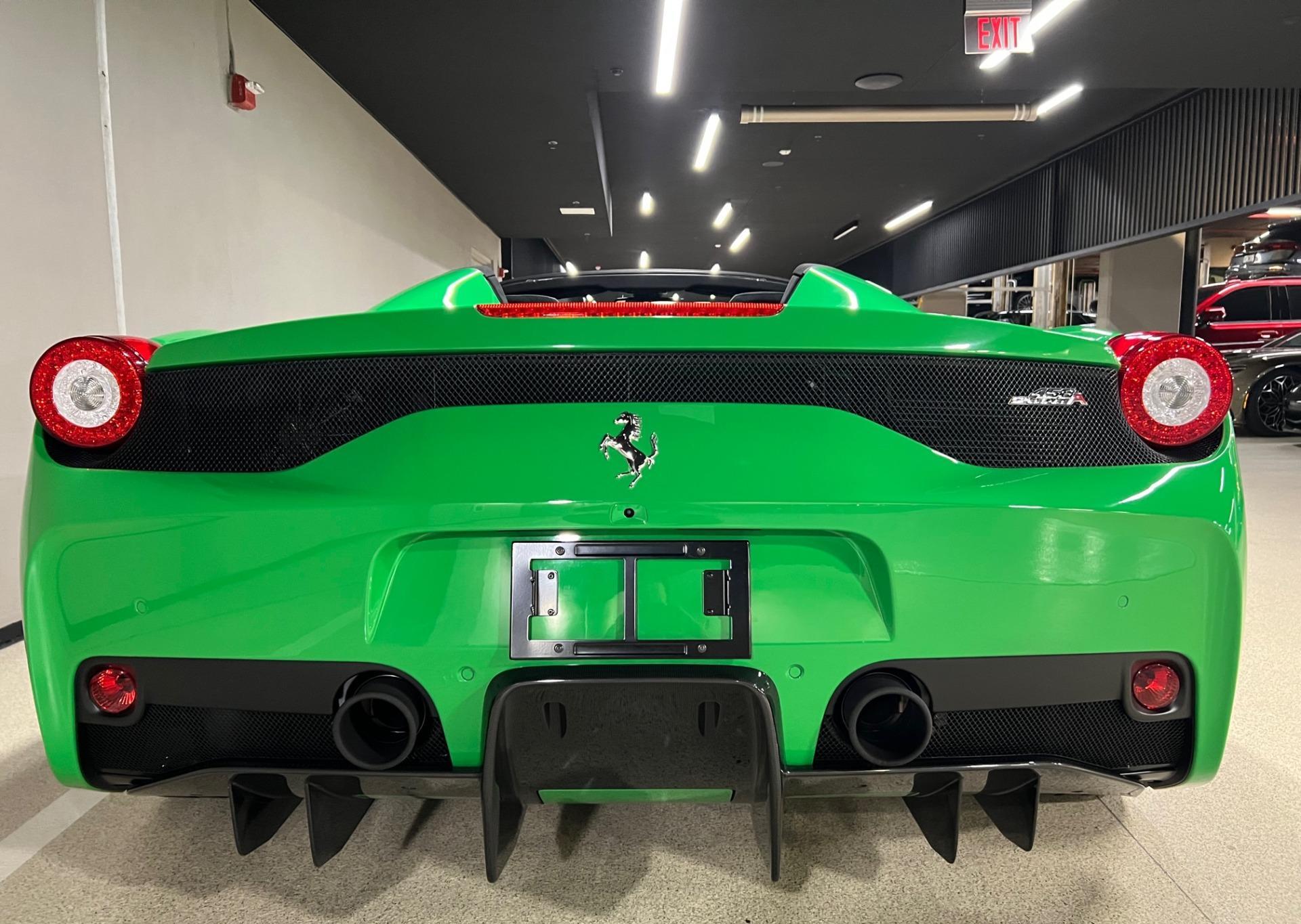 Used-2015-Ferrari-458-Speciale-Aperta