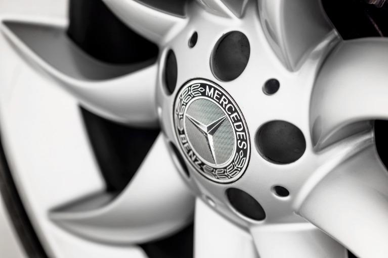 Used-2009-Mercedes-Benz-SLR-McLaren