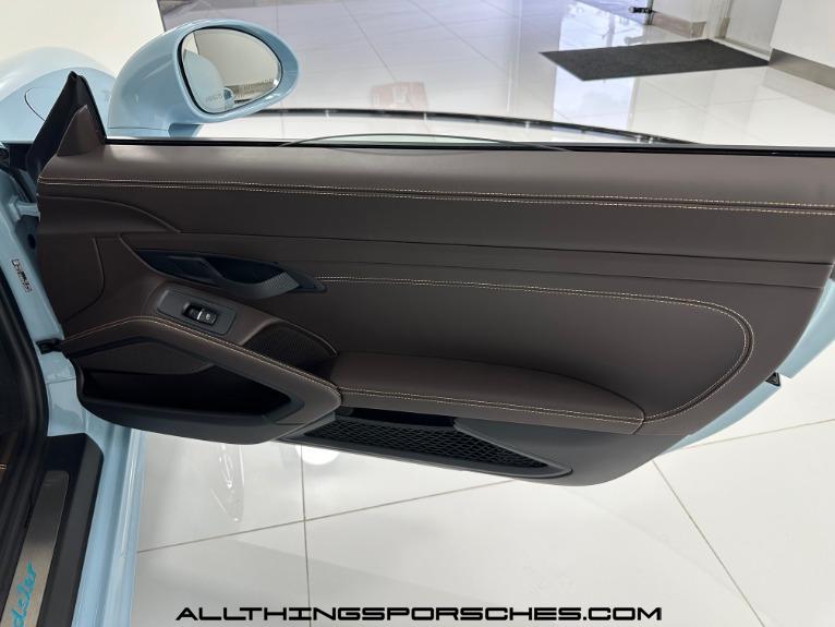 Used-2019-Porsche-911-Speedster