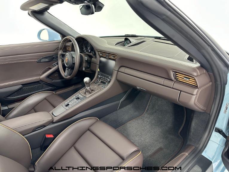 Used-2019-Porsche-911-Speedster