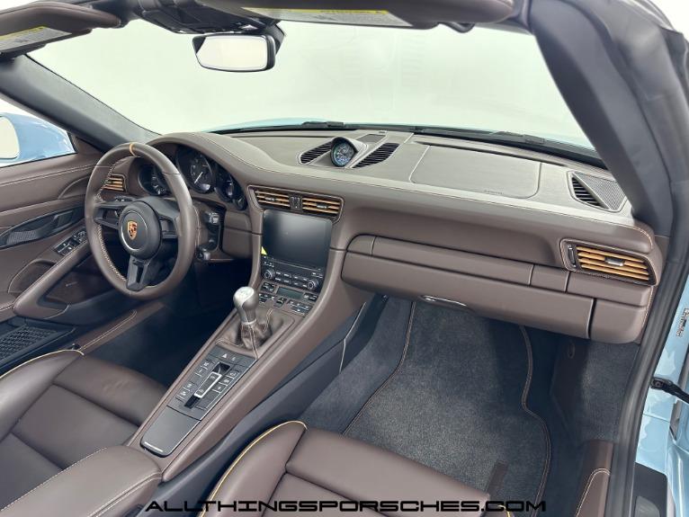 Used-2019-Porsche-911-Speedster