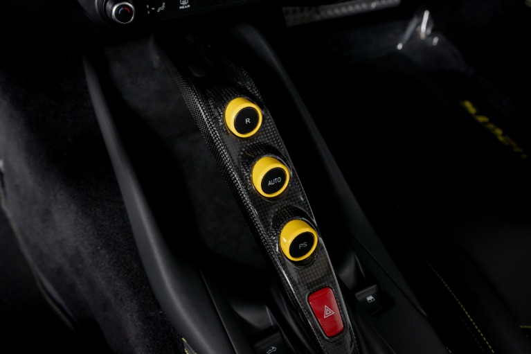 Used-2022-Ferrari-812-GTS