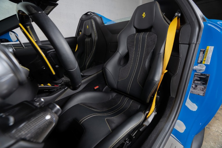 Used-2022-Ferrari-812-GTS
