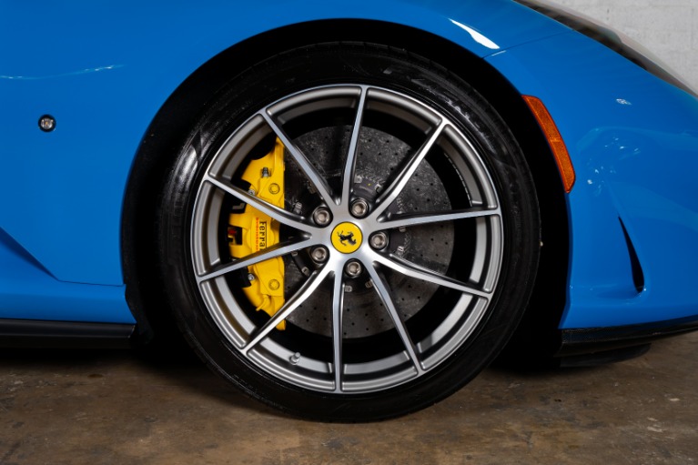 Used-2022-Ferrari-812-GTS