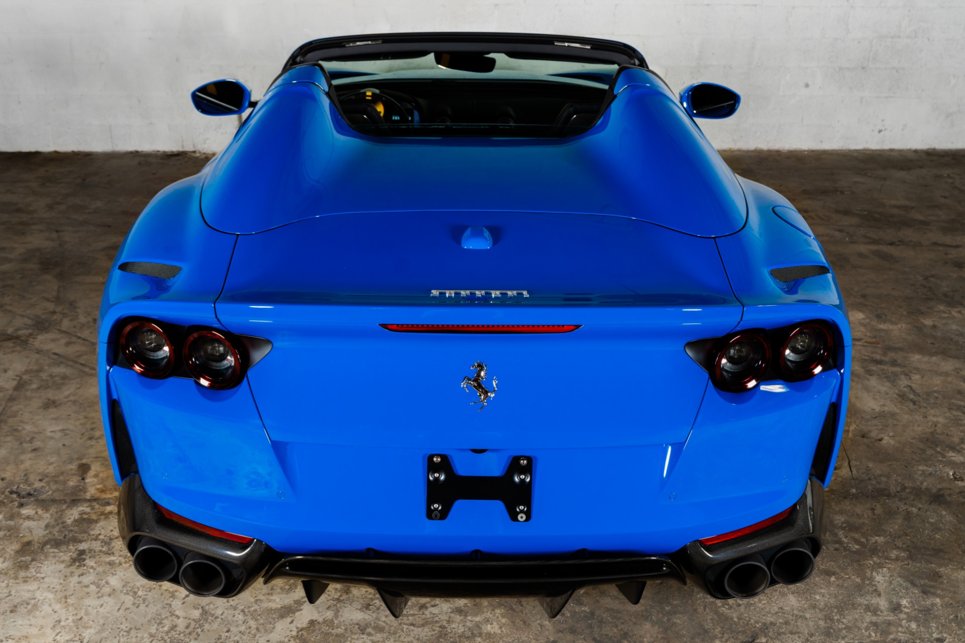 Used-2022-Ferrari-812-GTS