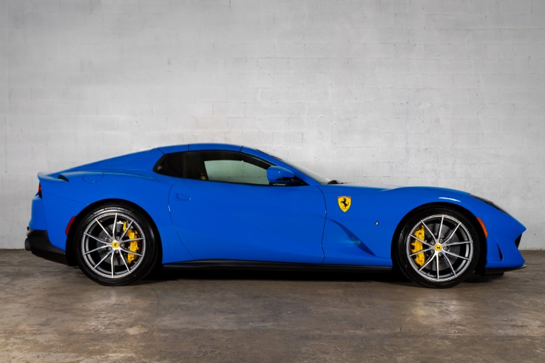 Used-2022-Ferrari-812-GTS