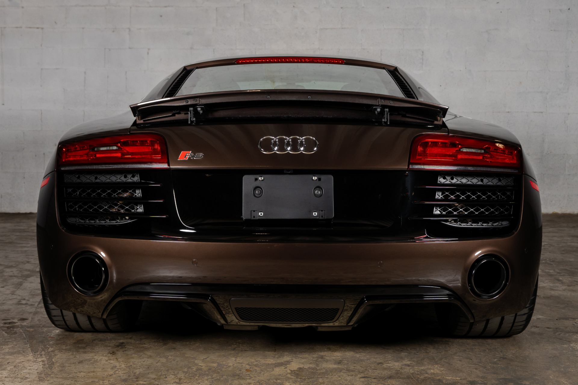 Used-2015-Audi-R8-52-quattro