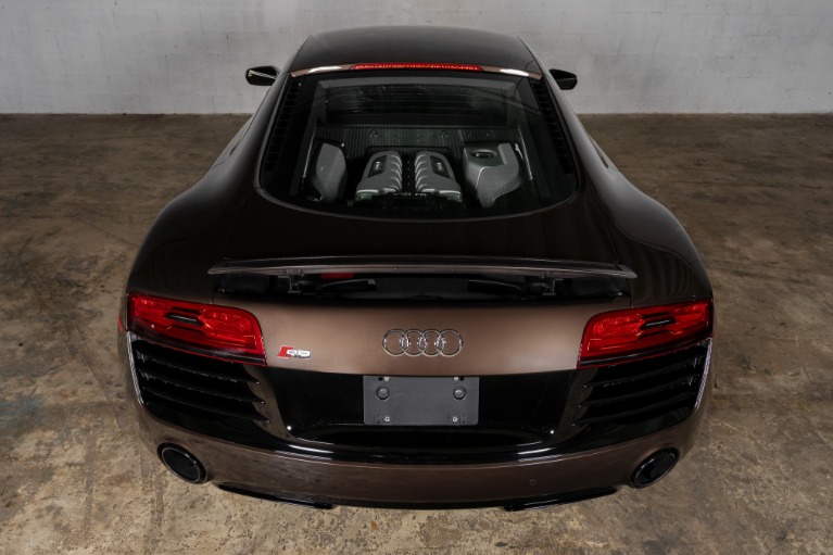 Used-2015-Audi-R8-52-quattro