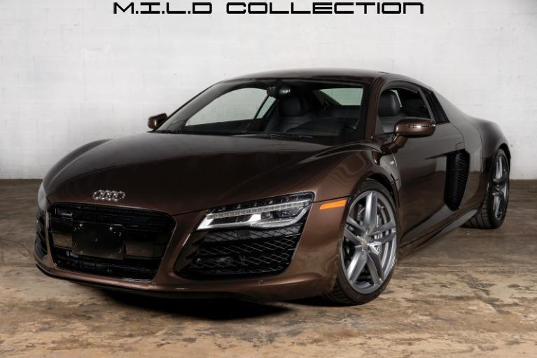 Used-2015-Audi-R8-52-quattro