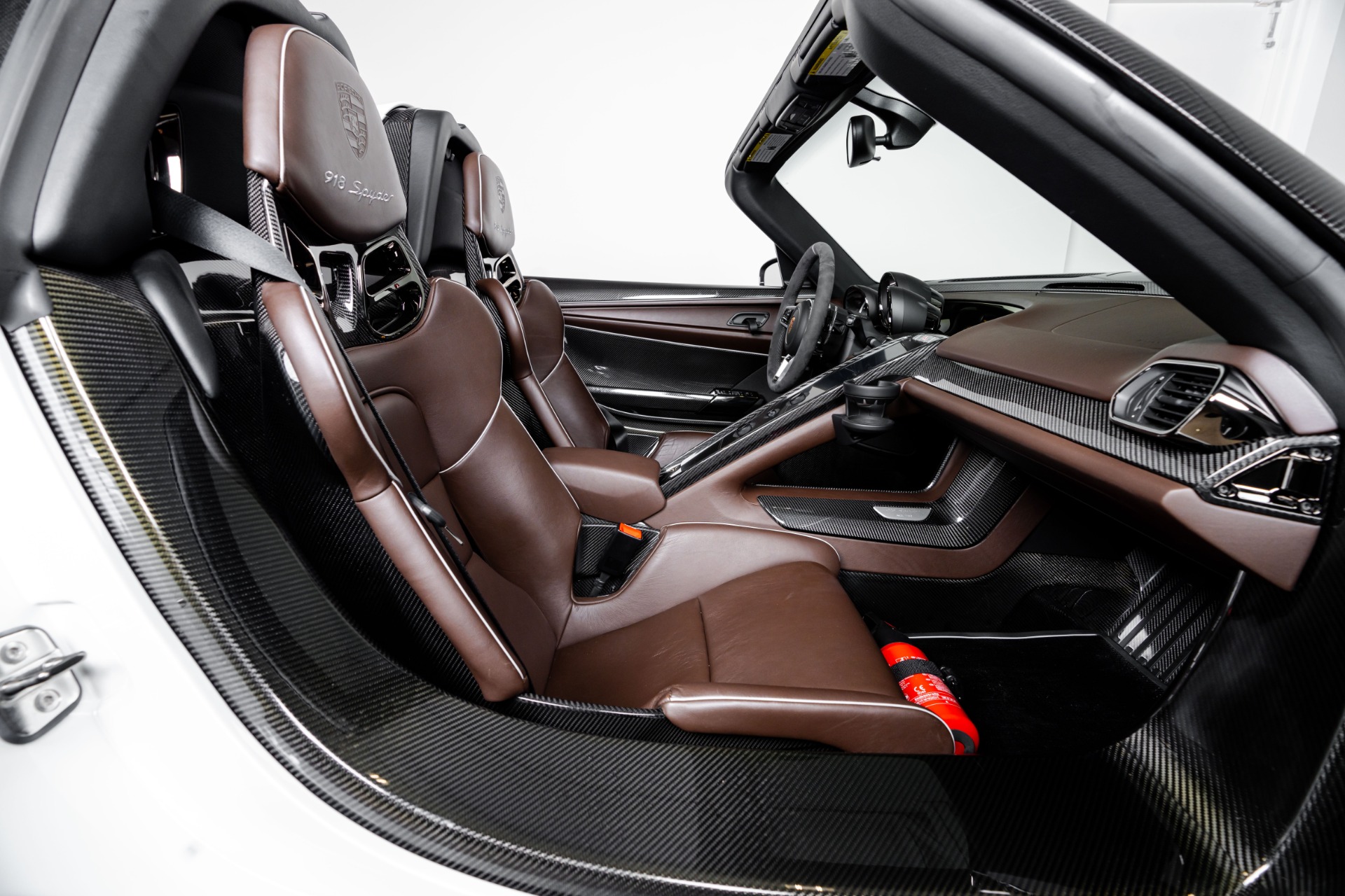 Used-2015-Porsche-918-Spyder