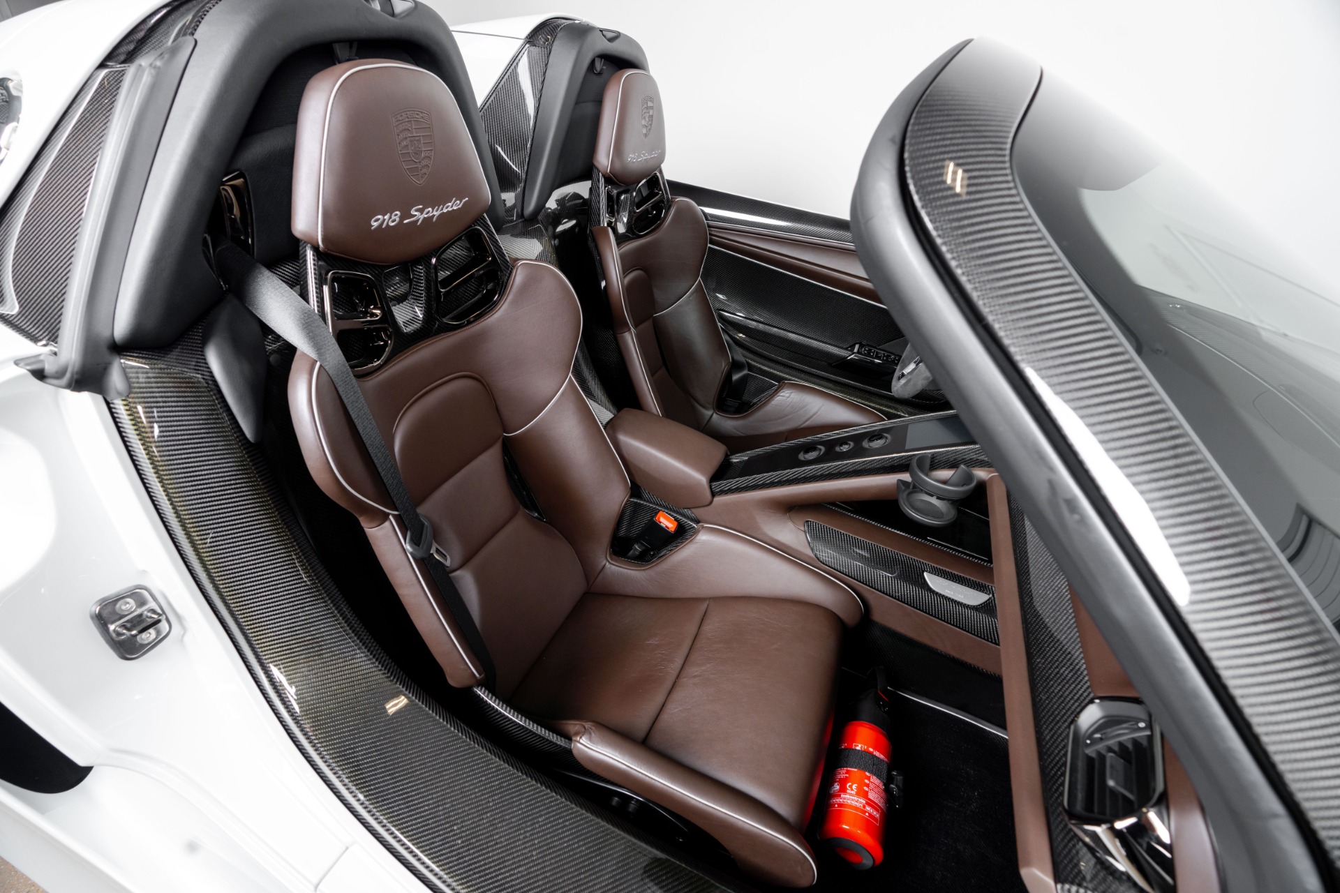 Used-2015-Porsche-918-Spyder