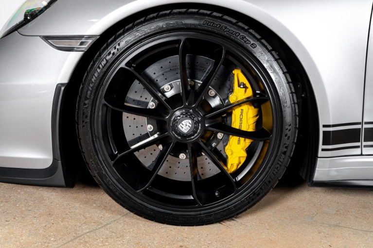 Used-2016-Porsche-911-R