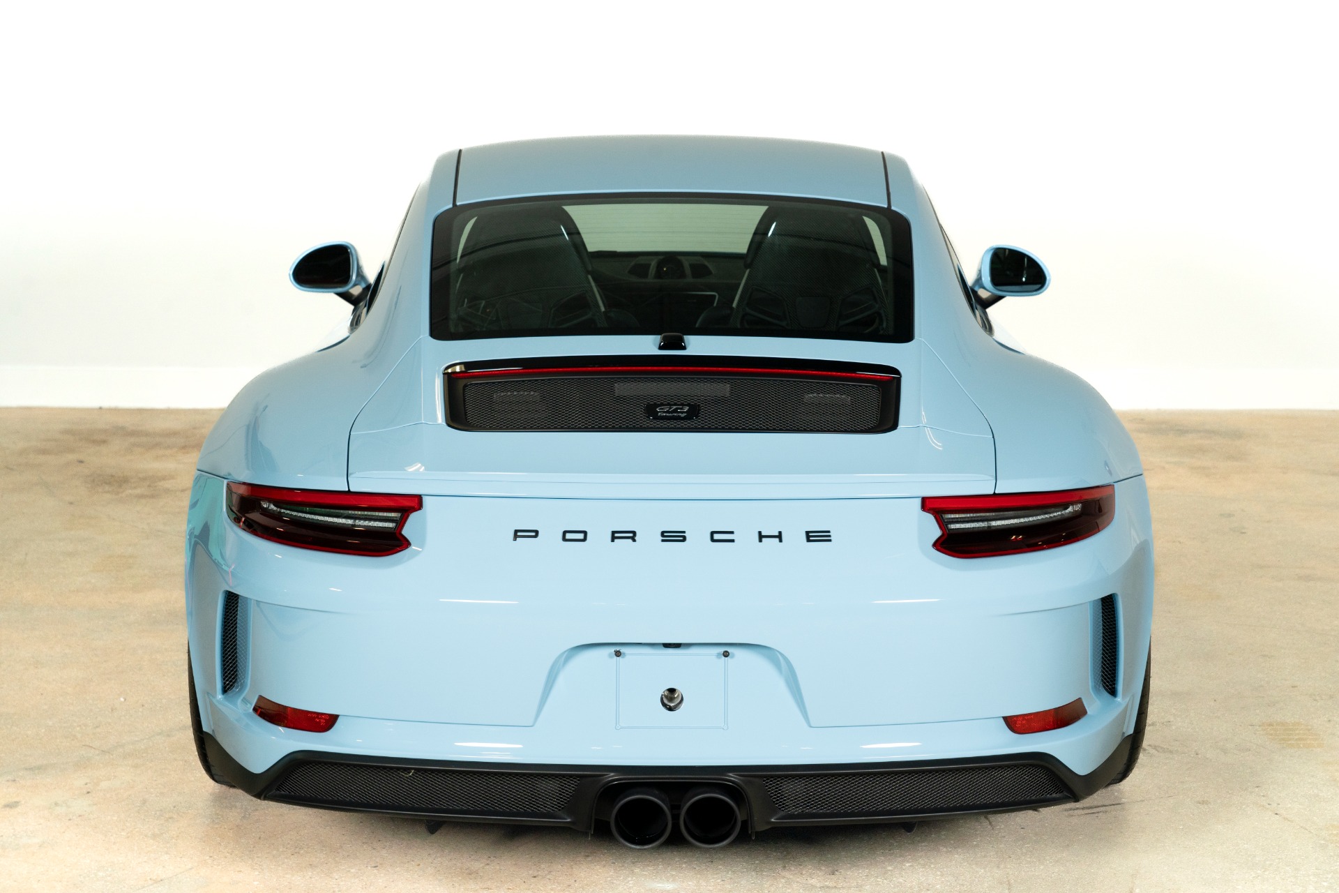 Used-2018-Porsche-911-GT3-Touring