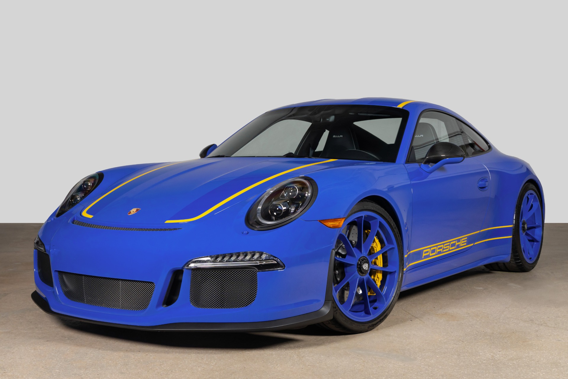 Used-2016-Porsche-911-R