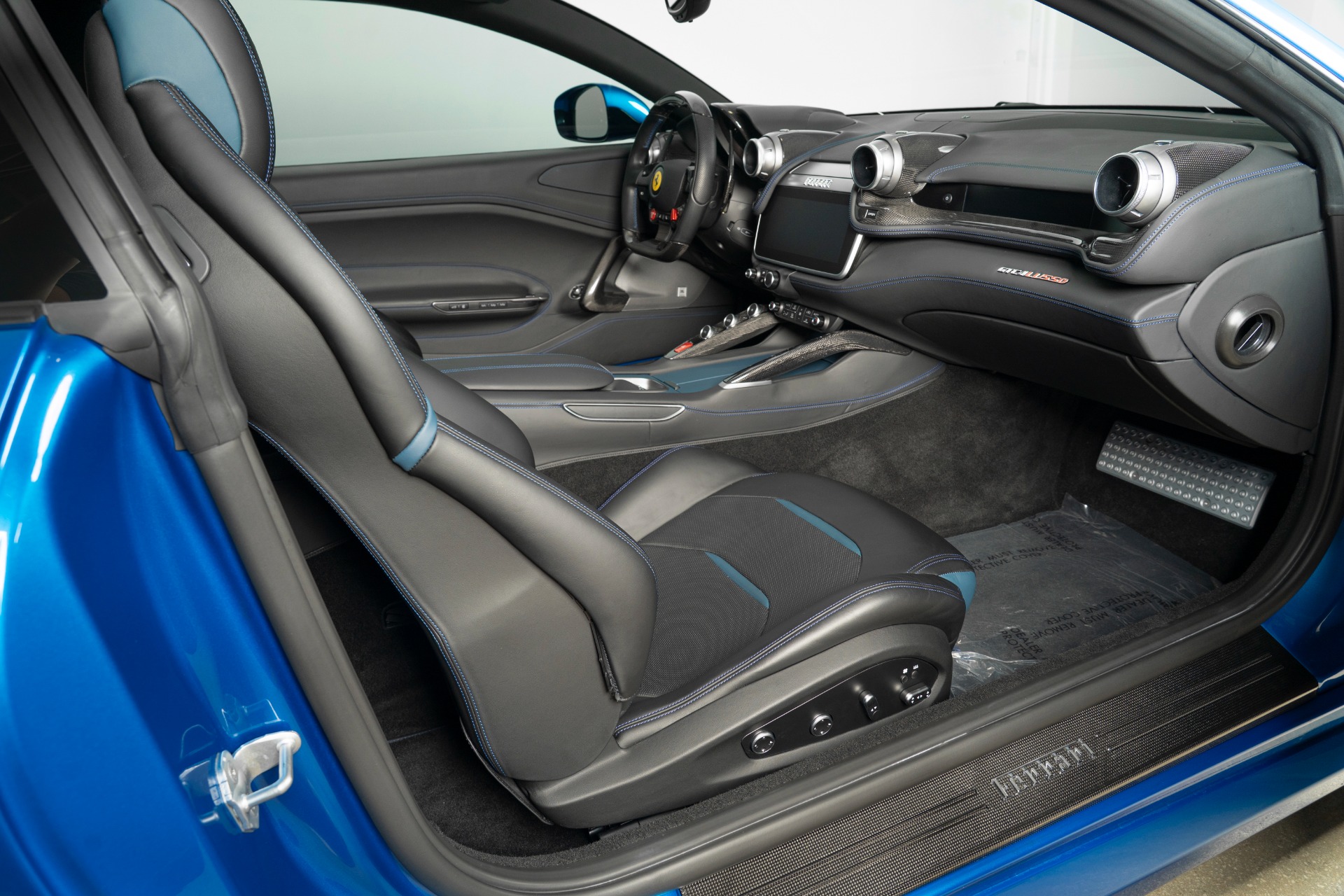 Used-2018-Ferrari-GTC4Lusso