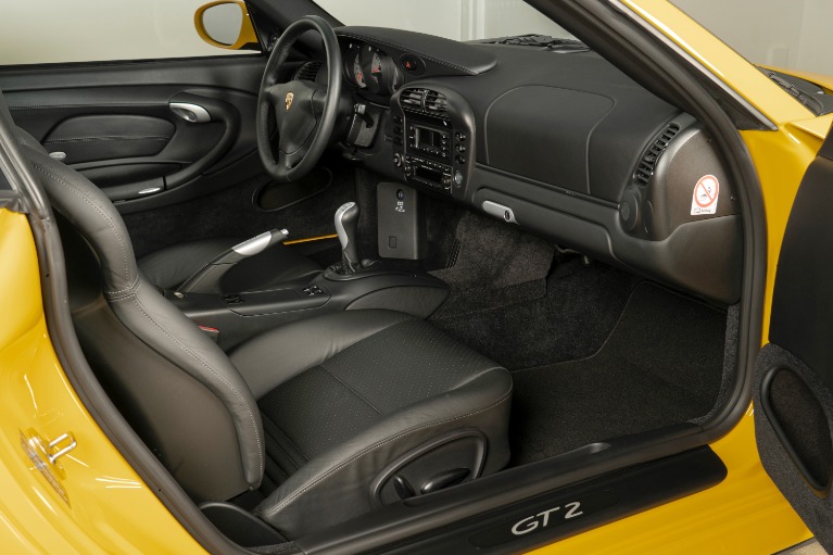 Used-2003-Porsche-911-GT2