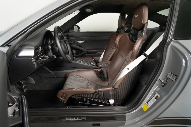 Used-2016-Porsche-911-R