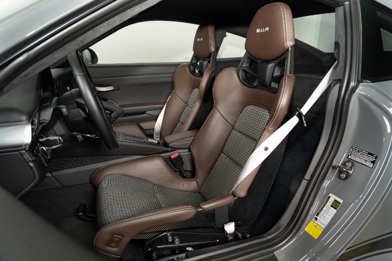 Used-2016-Porsche-911-R