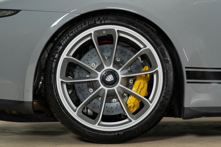 Used-2016-Porsche-911-R
