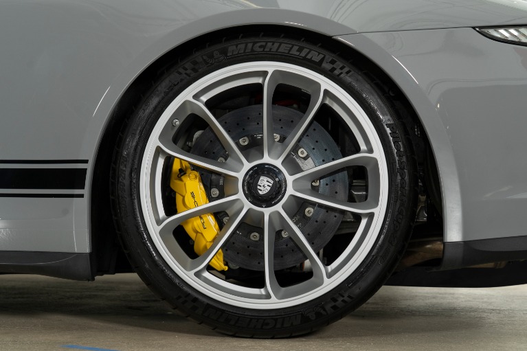Used-2016-Porsche-911-R