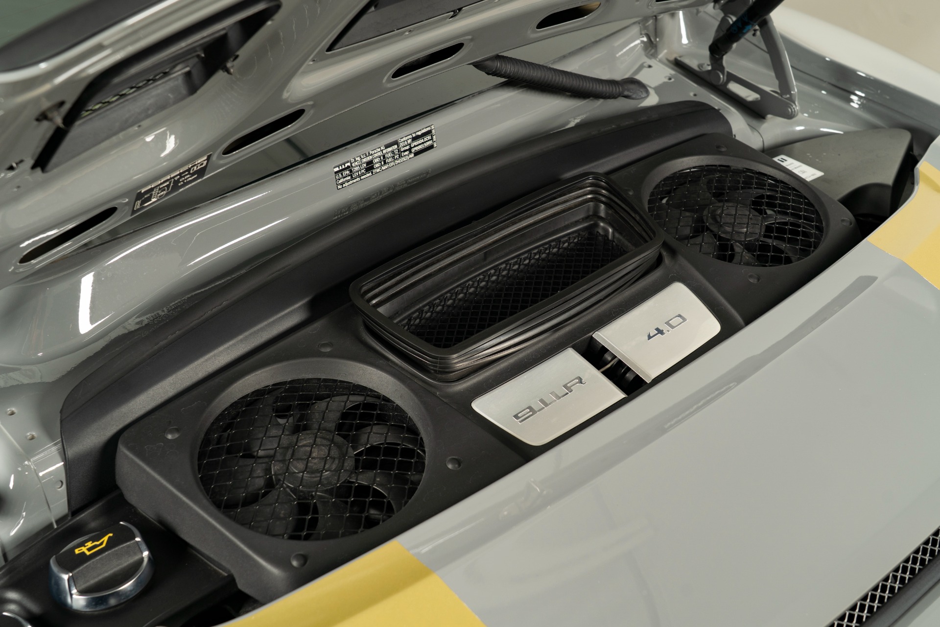 Used-2016-Porsche-911-R