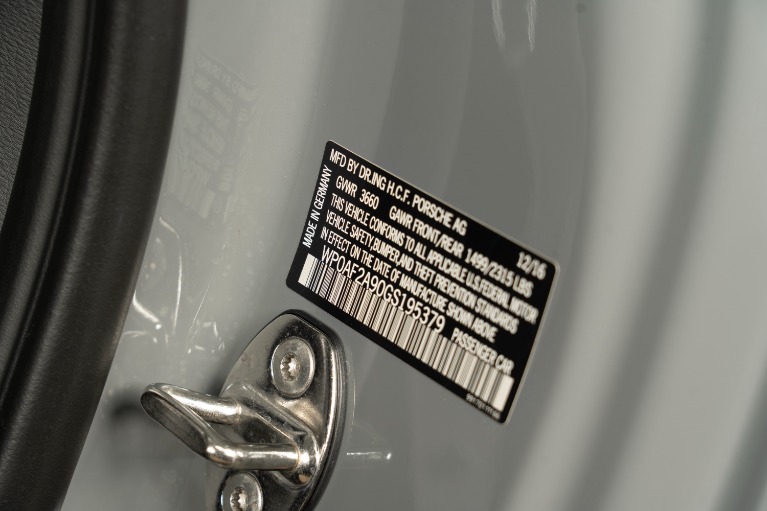 Used-2016-Porsche-911-R