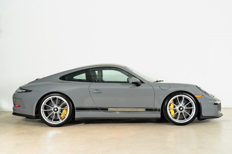 Used-2016-Porsche-911-R