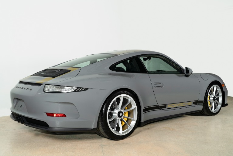 Used-2016-Porsche-911-R
