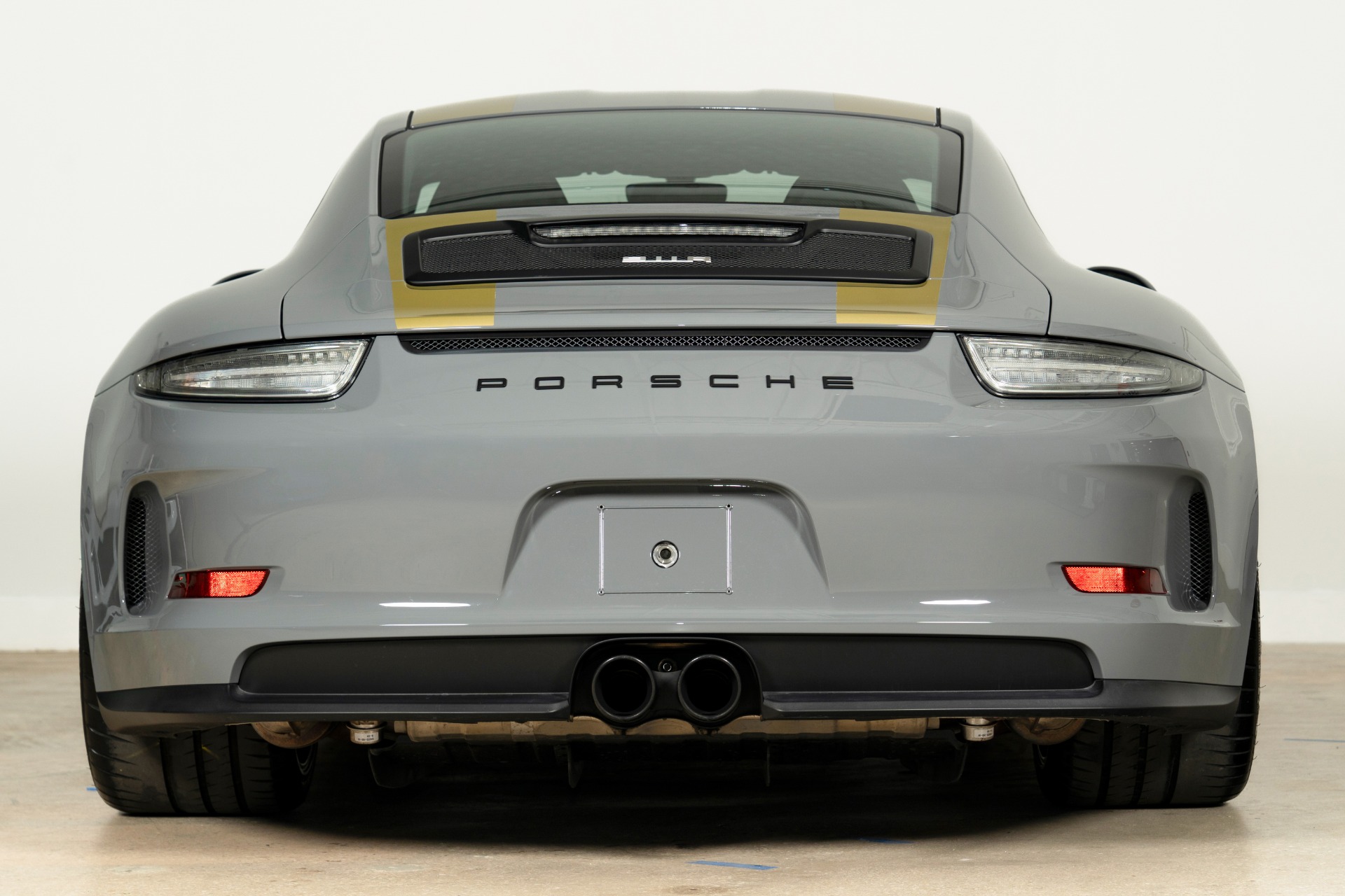 Used-2016-Porsche-911-R