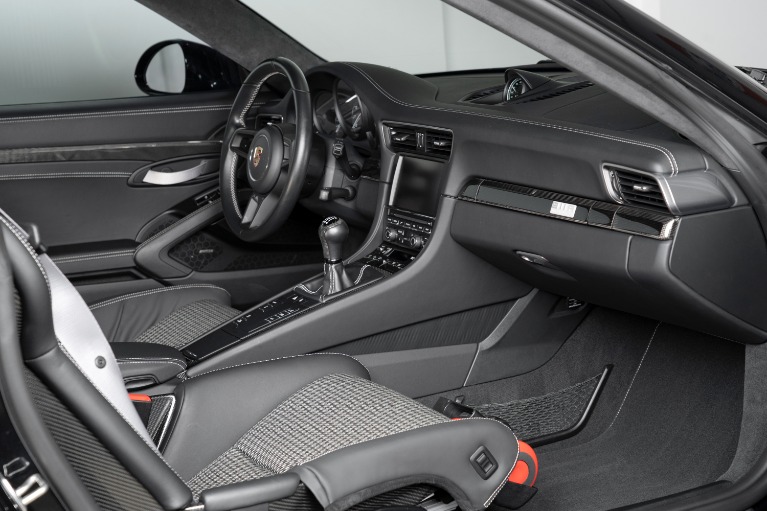 Used-2016-Porsche-911-R